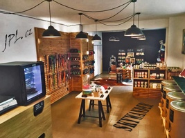 Prodejna DOGG od SKYWANDER